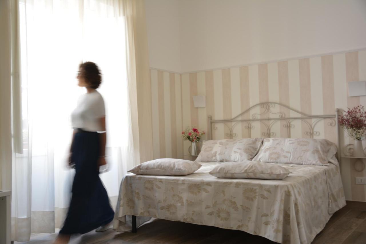 Appio Claudio Tre Bed & Breakfast อิทริ ภายนอก รูปภาพ