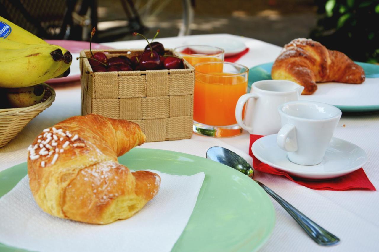 Appio Claudio Tre Bed & Breakfast อิทริ ภายนอก รูปภาพ